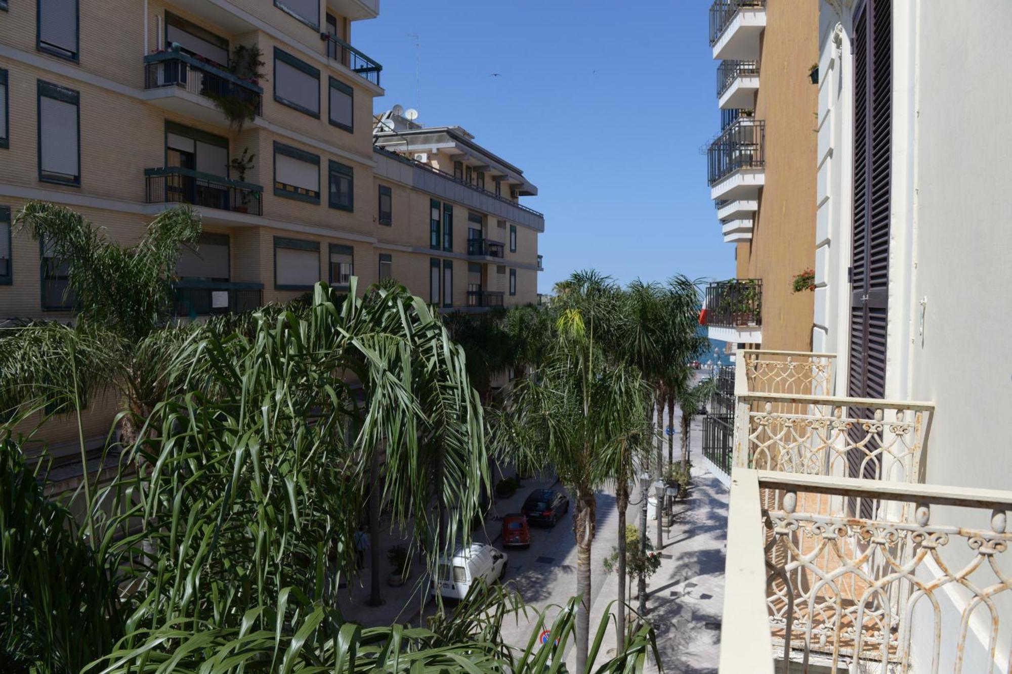 Maria Vittoria Charming Rooms And Apartments Μπρίντιζι Εξωτερικό φωτογραφία